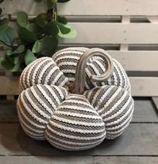 Gray Knit Pumpkin 