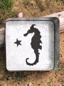 Seahorse Metal Box Hanger 