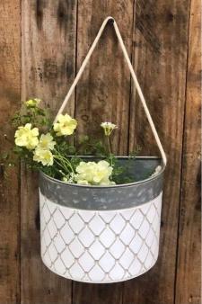 White Diamond Pattern Planter w/Rope Hanger 