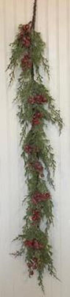 Spruce Sparkle Berry Garland 